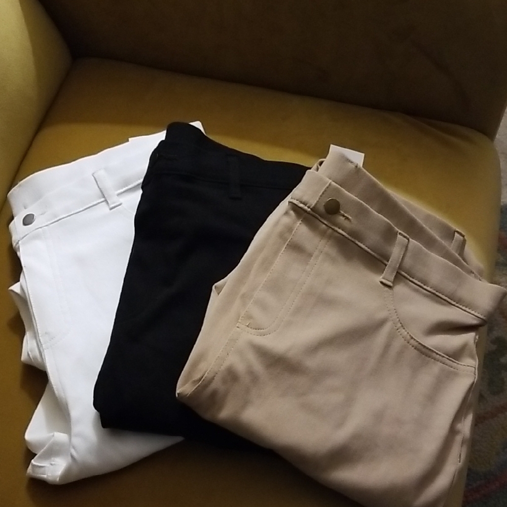 Time and Tru   High Rise Stretch Pants